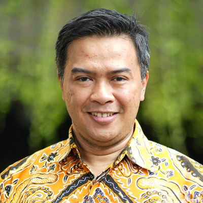 Rangga Almahendra