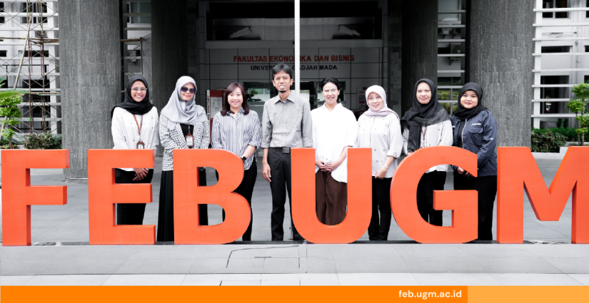 Delegasi University of Queensland dan perwakilan FEB UGM berdiskusi untuk menjalin kerja sama strategis di bidang pendidikan dan penelitian internasional.