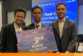 Tim Black Dove FEB UGM menerima penghargaan juara 3 dalam kompetisi Equity Research Binus Stock Quest 2025 di kampus Binus Alam Sutera.