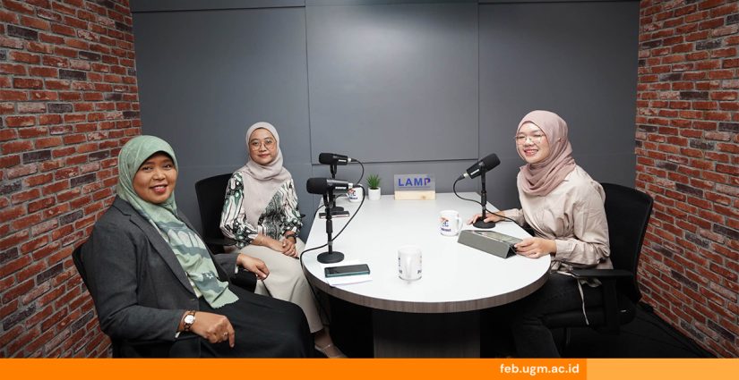 Mahasiswa Magister Sains Ilmu Ekonomi FEB UGM mempresentasikan riset pada konferensi internasional dengan dukungan penuh dari fakultas.