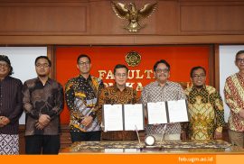 Penandatanganan perpanjangan kerja sama antara MEP FEB UGM dan MAPPI di Ruang Rapat Kertanegara FEB UGM pada 7 Juli 2025.