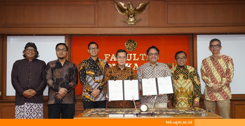Penandatanganan perpanjangan kerja sama antara MEP FEB UGM dan MAPPI di Ruang Rapat Kertanegara FEB UGM pada 7 Juli 2025.