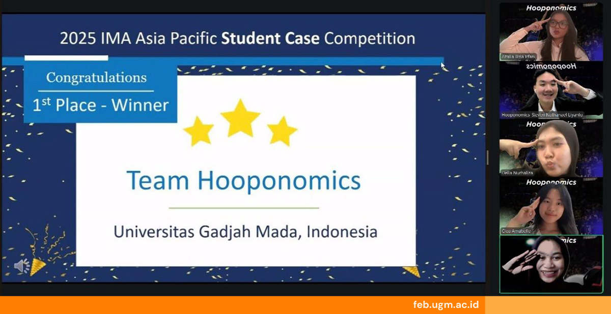 Tim Hooponomics FEB UGM berfoto bersama usai menjuarai 2025 Asia Pacific Student Case Competition yang diadakan IMA.