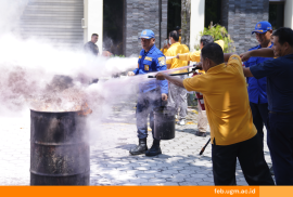 Pelatihan Pemadam Kebakaran