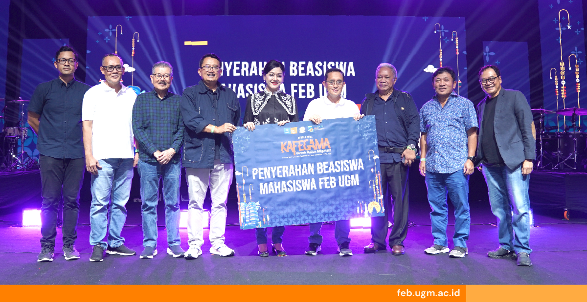 Penyerahan Beasiswa FEB UGM