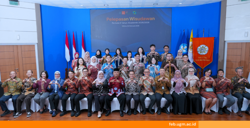 Pelepasan Wisuda Sarjana FEB UGM