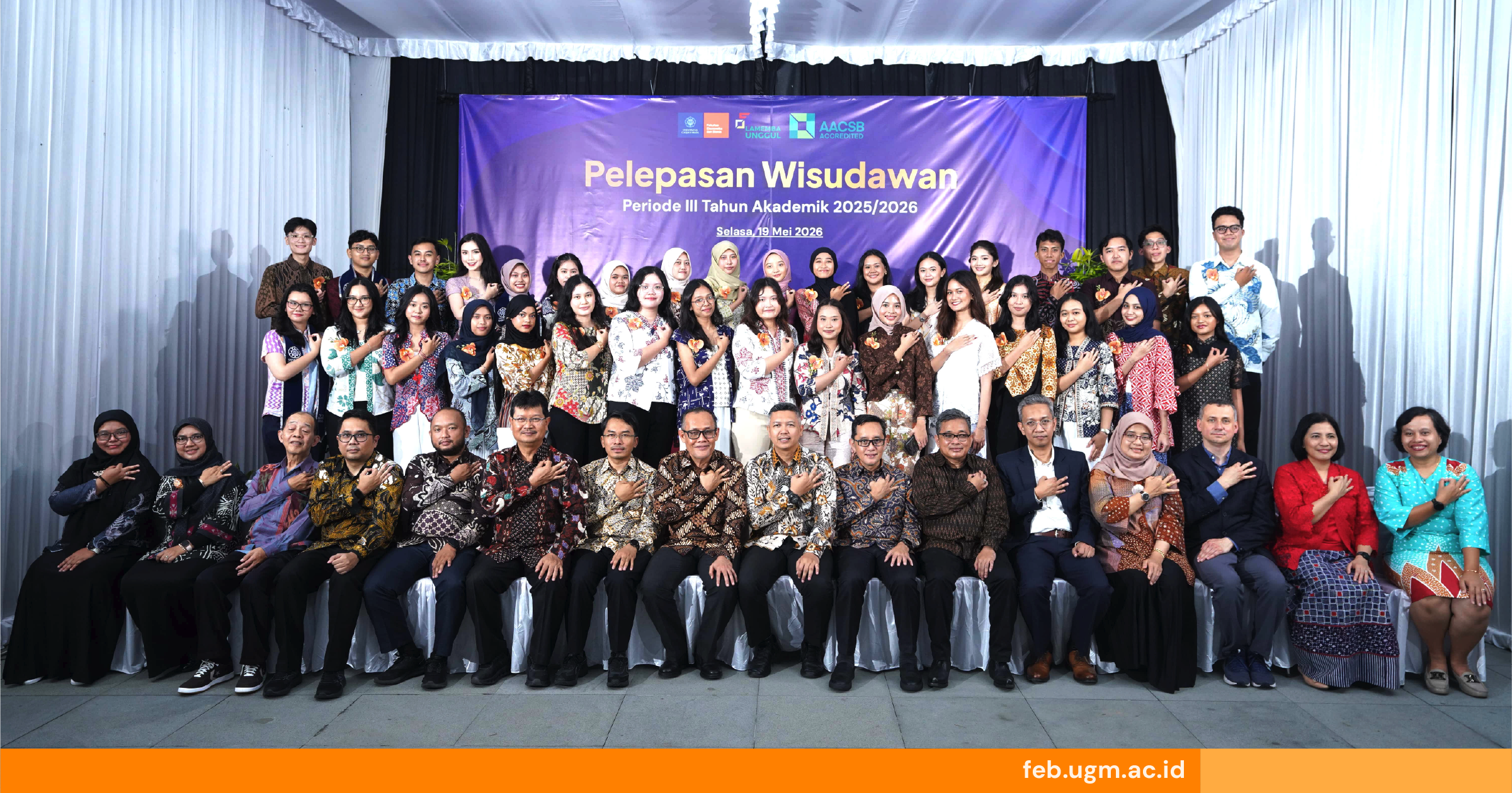 pelepasan wisuda FEB UGM Mei 2026
