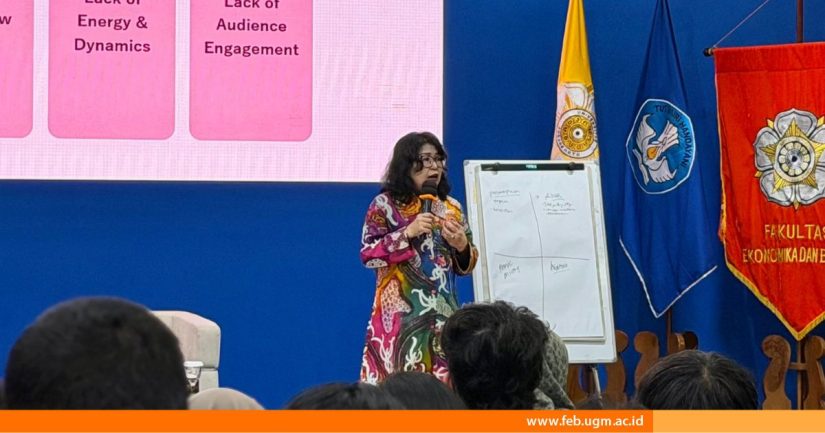 FEB UGM Bekali Kemampuan Mahasiswa dengan Keterampilan Presentasi Efektif
