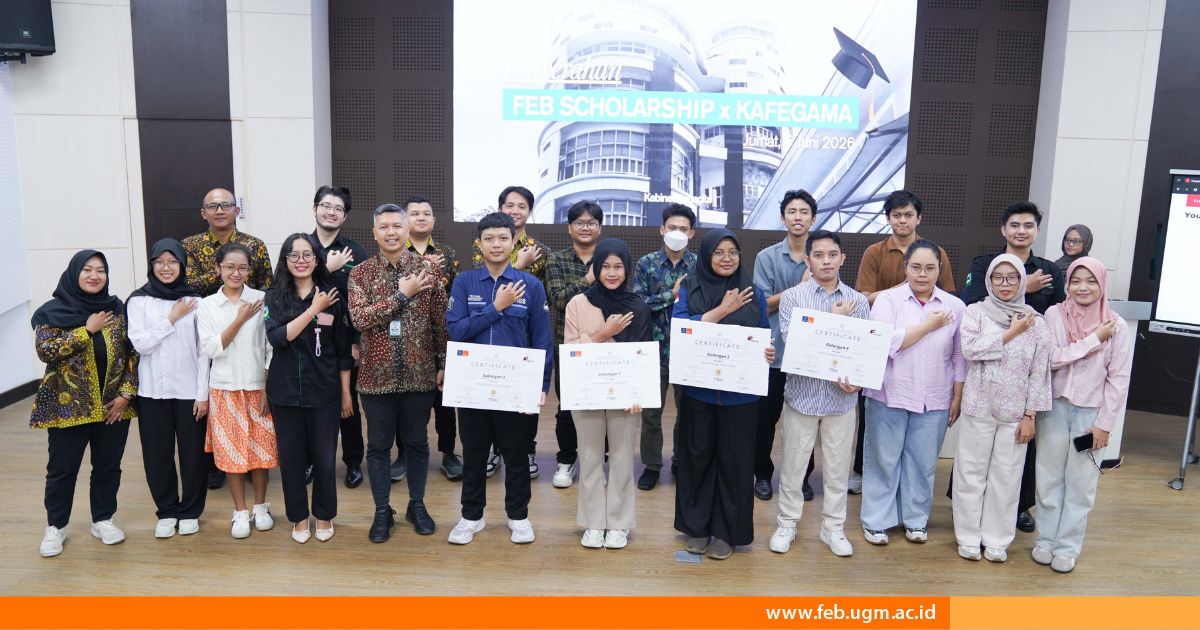 FEB UGM Berikan FEB Scholarship untuk Dukung Keberlanjutan Studi 31 Mahasiswa