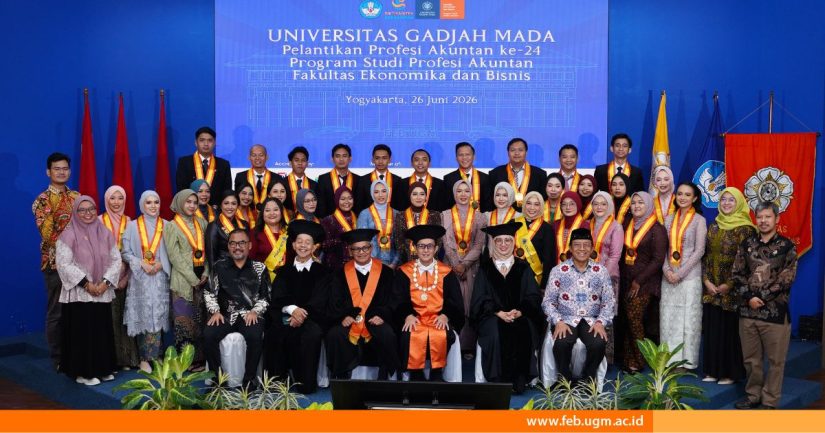 PPAk FEB UGM Wisuda 34 Akuntan Profesional