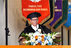 Pengukuhan Prof Eko Suwardi FEB UGM
