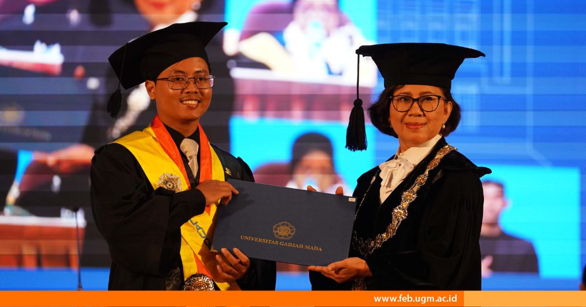 Aushaaf Rafif Keane Pribadi - Wisudawan Terbaik Program Sarjana