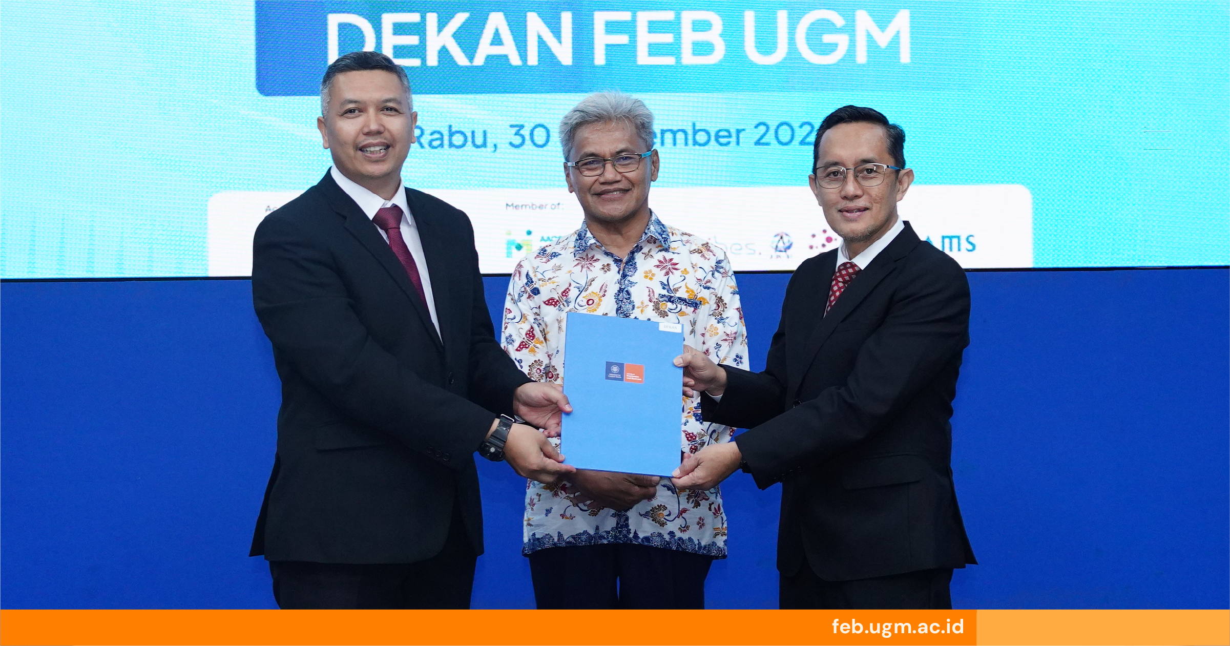 Bayu Sutikno Dilantik sebagai Dekan FEB UGM Periode 2026–2031