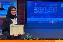 Audrey Valensya Nabilla - Mahasiswa FEB UGM Sabet Best Paper Award di Malaysia