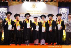Wisudawan pascasarjana FEB UGM