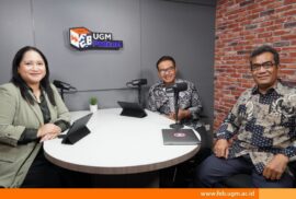 dr. H. Hasto Wardoyo, Sp.OG(K) dan Dr. Sahid Susilo Nugroho, M.Sc.