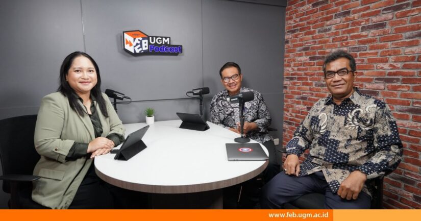 dr. H. Hasto Wardoyo, Sp.OG(K) dan Dr. Sahid Susilo Nugroho, M.Sc.